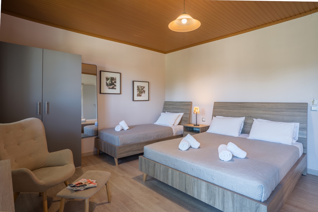 triple studios Argostoli Kefalonia